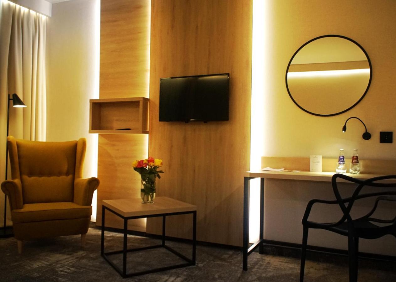 Hotel Relax Kęty Eksteriør billede