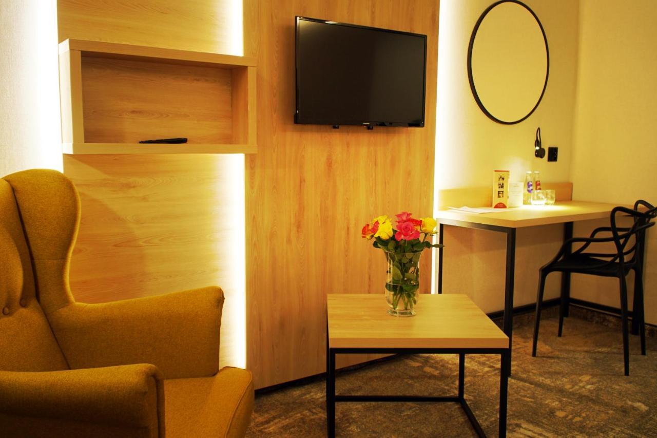 Hotel Relax Kęty Eksteriør billede