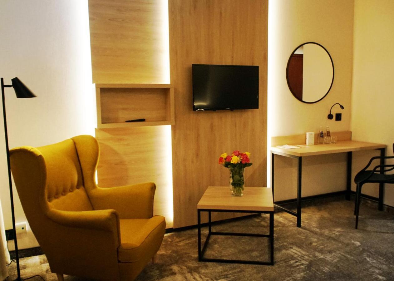 Hotel Relax Kęty Eksteriør billede