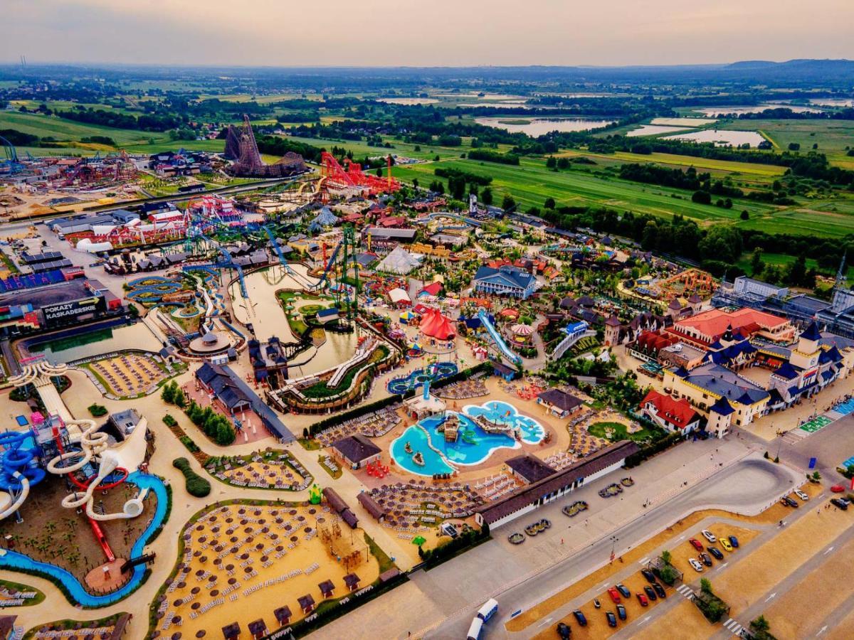 Hotel Relax Kęty Eksteriør billede