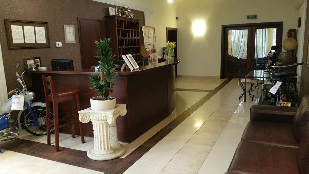 Hotel Relax Kęty Eksteriør billede