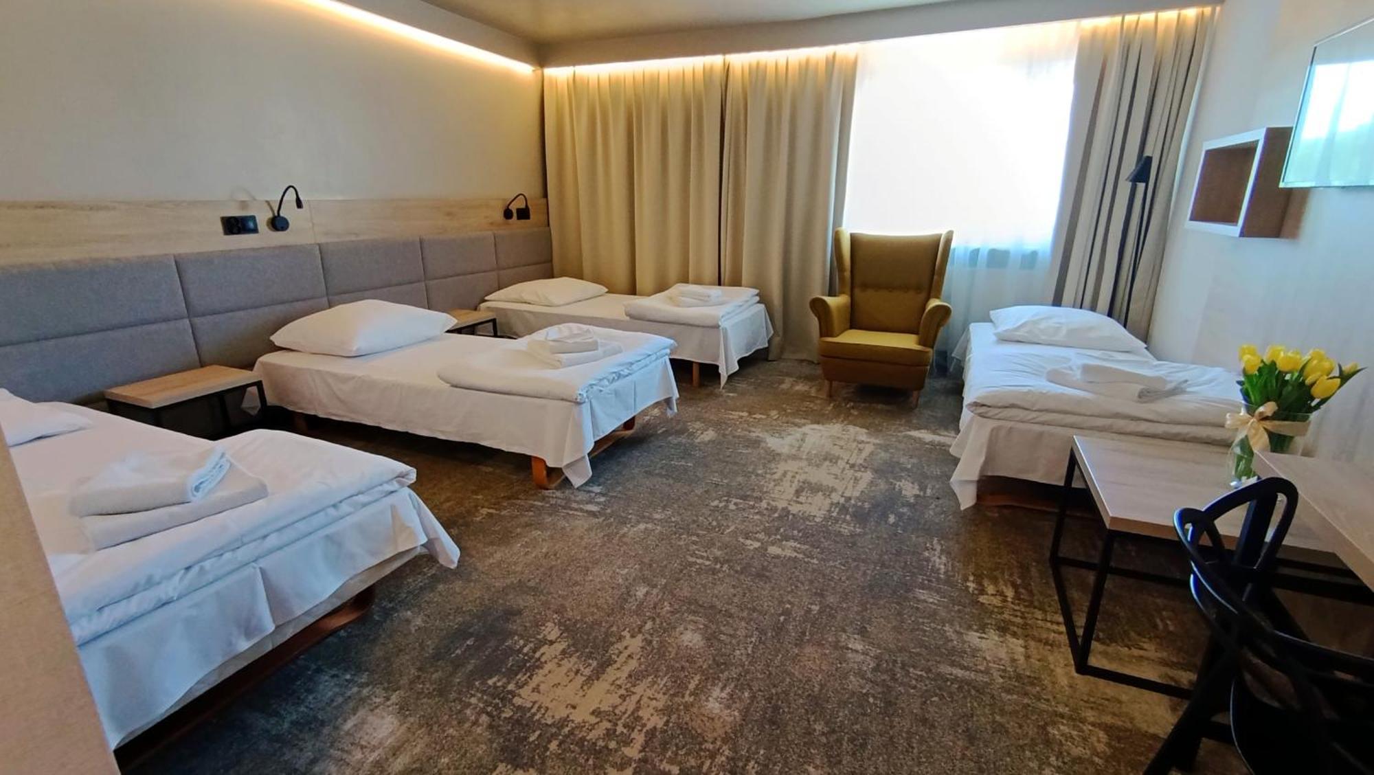 Hotel Relax Kęty Eksteriør billede