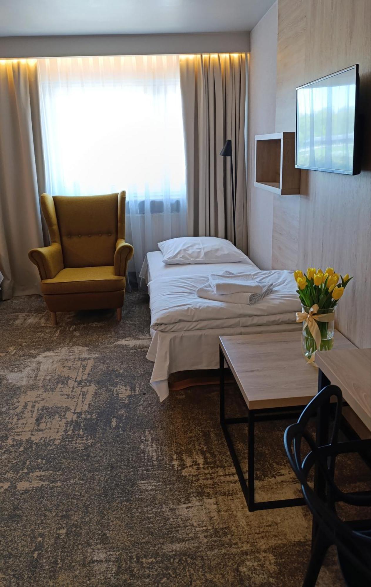 Hotel Relax Kęty Eksteriør billede